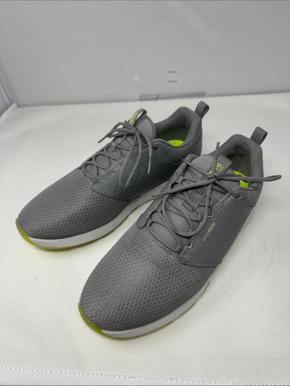 Skechers go golf size 7 1/2